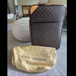 Louis Vuitton Pegase Legere 55 Carryon Cabin size